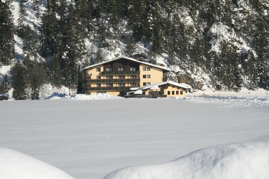 Schoenauer Hof Bach  Exterior photo