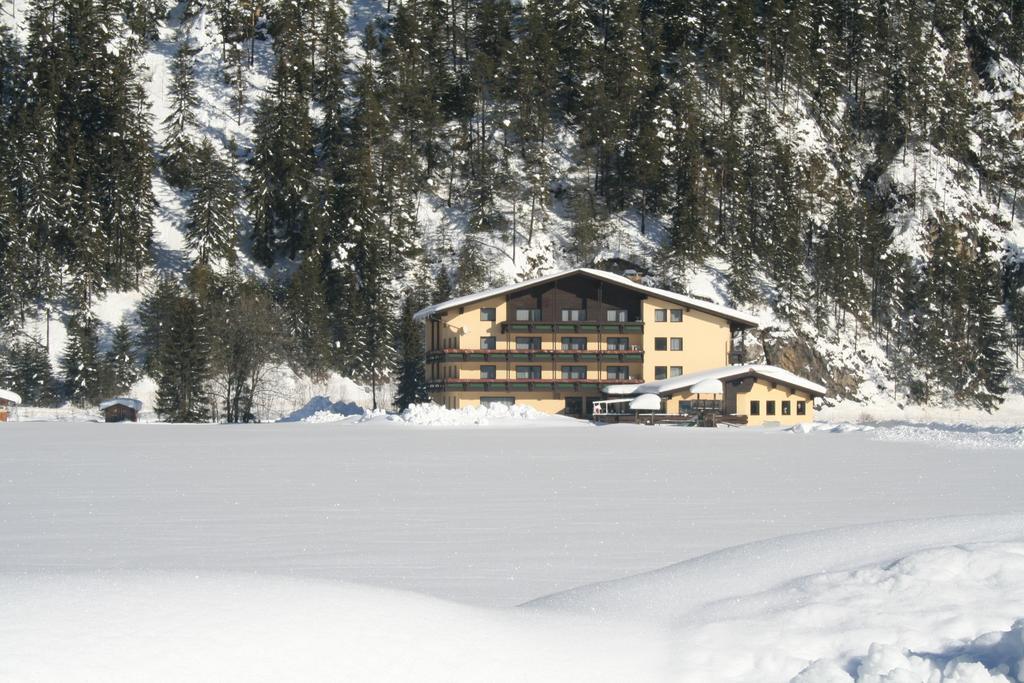 Schoenauer Hof Bach  Exterior photo