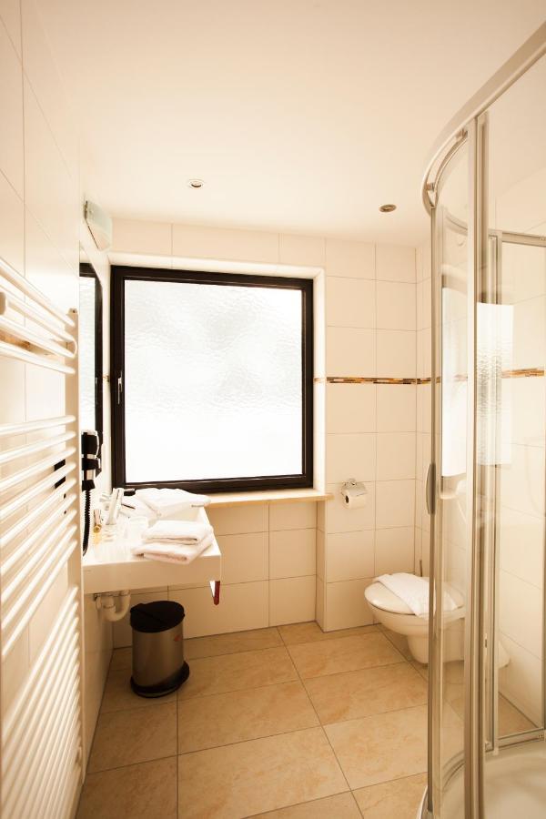 Schoenauer Hof Bach  Room photo